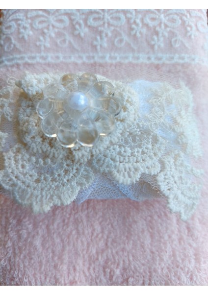 Hediyelik Küçük Havlu Set (30X50 Havlux2 + El Yapım Süs Kokulu Sabunx1) fiyatları