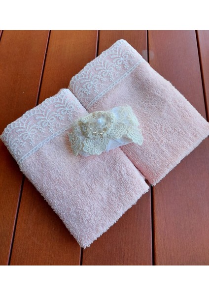 Hediyelik Küçük Havlu Set (30X50 Havlux2 + El Yapım Süs Kokulu Sabunx1) indirimleri