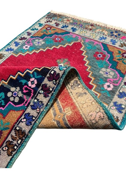 El Dokuma Vintage Karabağ Halısı 55X120 Kırmızı Yeşil Yün Eskitme
