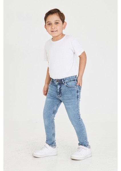 Erkek Çocuk Slim Fit Rahat Kalıp Açık Mavi Jean Pantolon Beli Ayarlanabilir Lastikli Düğmeli LX316