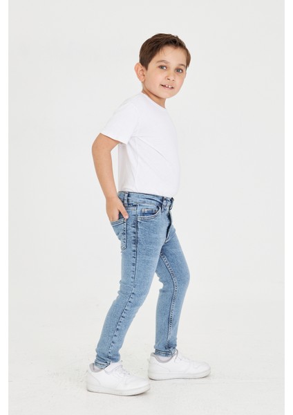 Erkek Çocuk Slim Fit Rahat Kalıp Açık Mavi Jean Pantolon Beli Ayarlanabilir Lastikli Düğmeli LX316 fiyatları