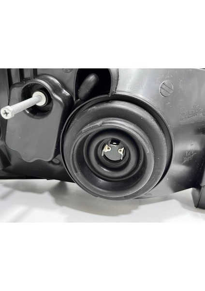 Subaru Forester Sol Ön Far 2003-2004 SR032-B001L indirimleri