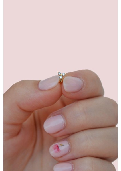 Gold Renkli Mini Üçtaşlı Zirkon Piercing Helix Kıkırdak Lob Conch modelleri