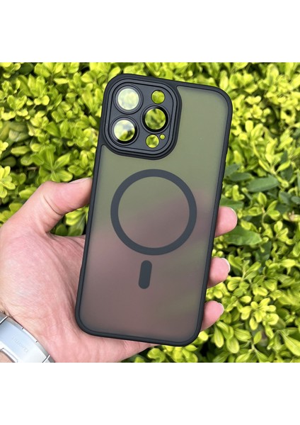 iPhone 16 Pro Max Kılıf Siyah Magsafe Wireless Şarj Özellikli Kamera Lens Korumalı Mat Silikon