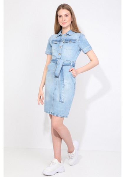 Kadın Iki Cepli Açık Mavi Jean Elbise Kemerli Regular Fit