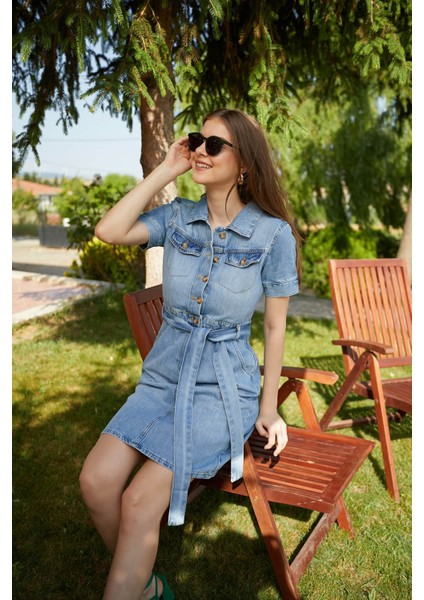 Kadın Iki Cepli Açık Mavi Jean Elbise Kemerli Regular Fit