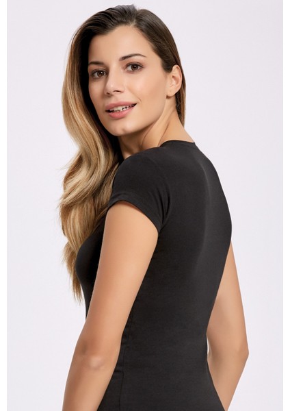 Kadın Likralı V Yaka Kadın T-shirt Siyah fiyatları