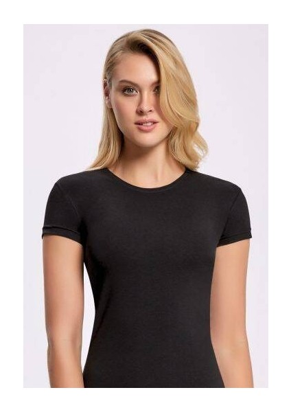 Likralı Yuvarlak Yaka Kadın T-shirt Siyah fırsatları