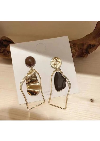 Cleo Retro Desen Asimetrik Küpe