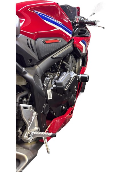 - Cb 650R / Cbr 650R E Clutch Koruma ( Protector Frame Slıder ) (Gümüş) modelleri