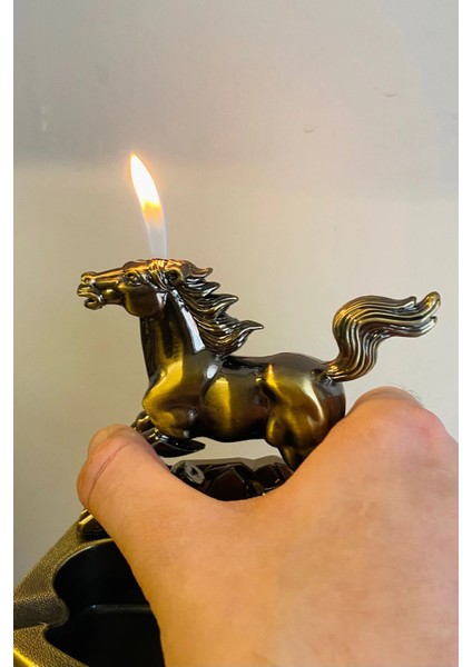 At Figürlü Metal Küllük ve Çakmak | Dekoratif Masaüstü Aksesuar – Hediyelik modelleri