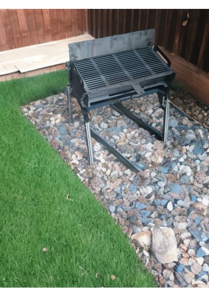 Kül Hazneli 2mm Katlanır İsteğe göre Portatif Ayaklı Büyük Mangal. Çantalı Şiş Hediyeli 50X30 Mangal.sebze Pişirme Hazneli