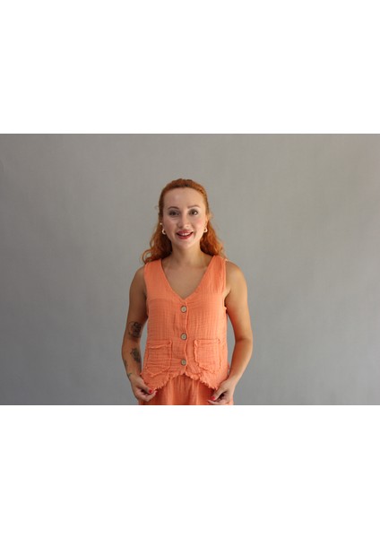 Müslin Düğmeli Yelek