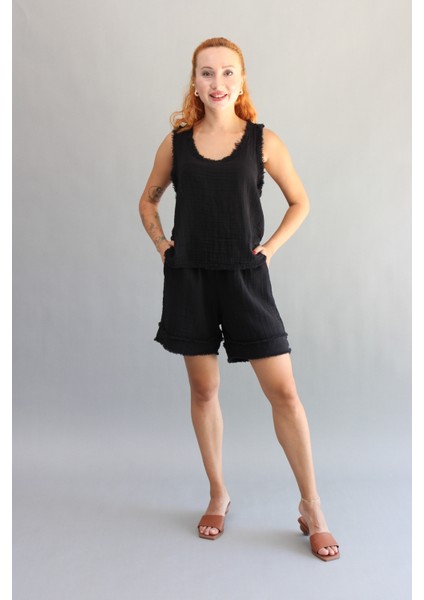 Müslin Saçaklı Şort