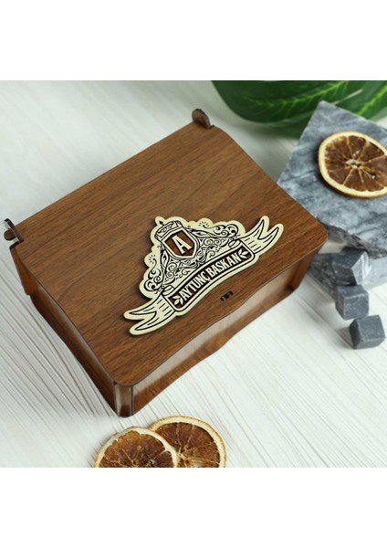 Ahşap Kutulu Vintage Tasarımlı Kişiye Özel Taşlı Viski Kadehi Seti indirimleri