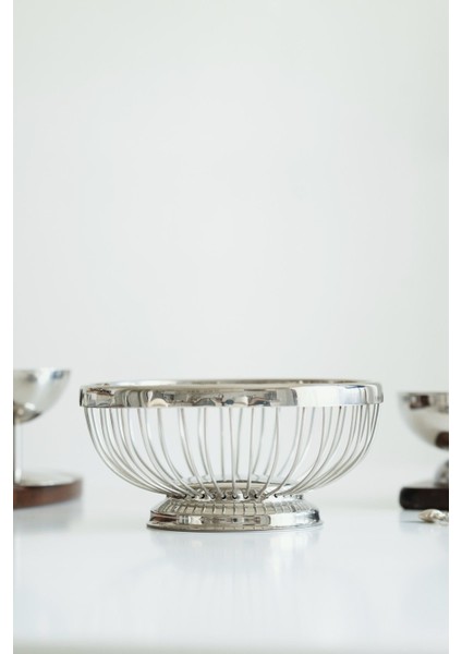 Metal Ekmeklik (17,5 Cm)