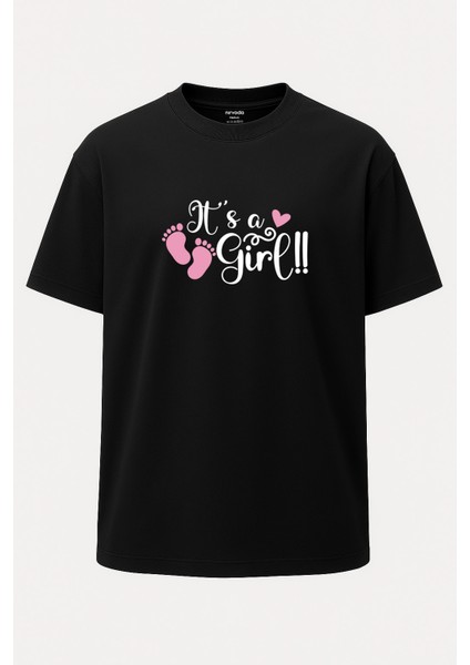 Oversize Kız Bebek Ayak Izi ve Kalp Baskılı Unisex Tişört