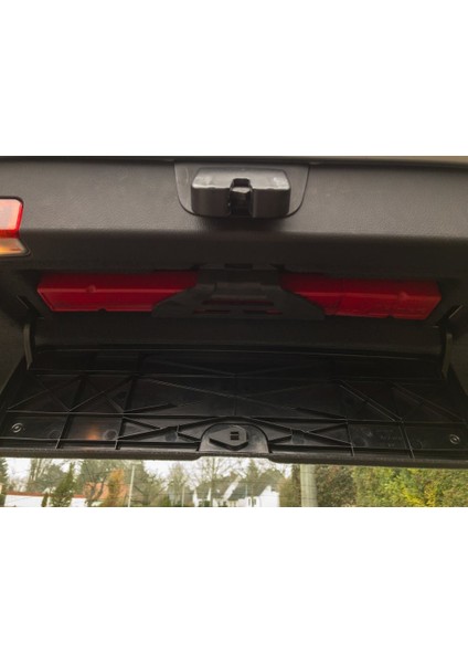 Audi A4 Değiştirme / Drehriegel Warndreieck Fach Audi A4 Içindeki Bagaj Kapısının Döndürülmesi T4798142