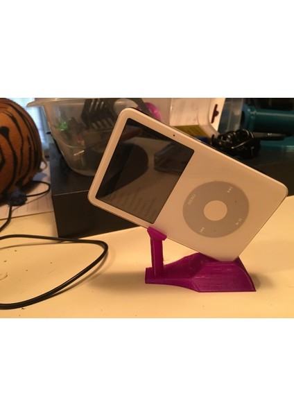 Kullanışlı Olmayan Ipod Standı (Plastik Aparattır!!!) fiyatları