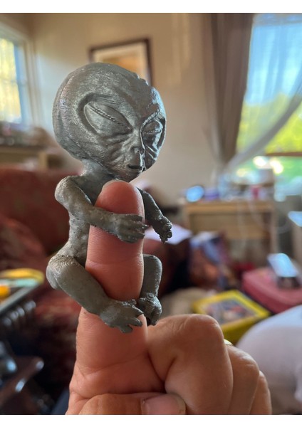 Kavanozun Içindeki Uzaylı Bebek (Plastik Aparattır!!!) modelleri