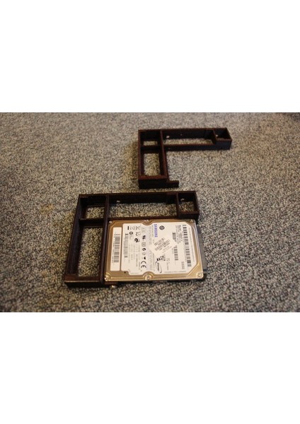 Synology Ds Disk Istasyonları Için 2,5" Adaptör (Tip C 2,5 - 3,5 Adaptöre Benzer) (Plastik Aparattır!!!)