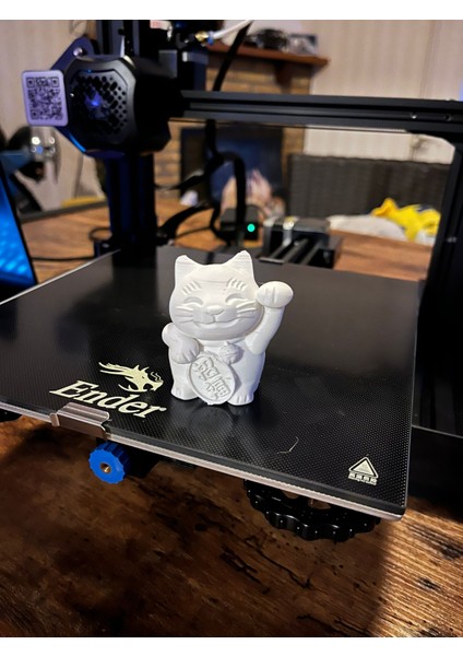Maneki-Neko -Şanslı Kedi- (Katı/dolu) (Plastik Aparattır!!!) modelleri