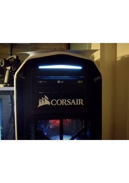 Pc Kasası Corsair 780T Logosu (Plastik Aparattır!!!)