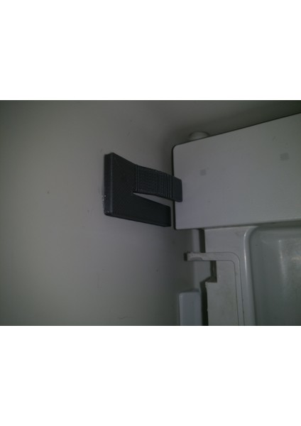 Çok Basit Buzdolabı Kapısı Kilidi (Plastik Aparattır!!!) fırsatları