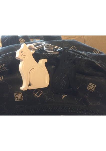 Gr4 Oturan Kedi Anahtarlık (Plastik Aparattır!!!)
