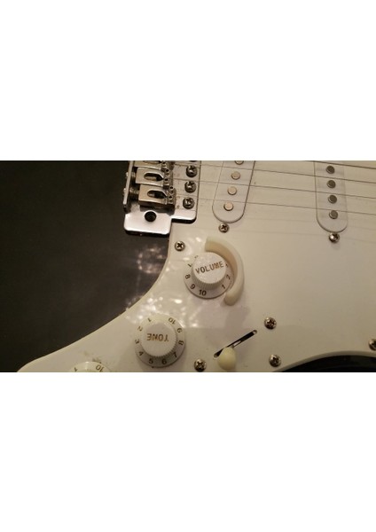 Gitar Ses Potu Düğmesi Koruması (Plastik Aparattır!!!)