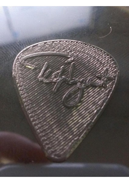 Ted Nugent Imzalı Gitar Penası (Plastik Aparattır!!!) fırsatları