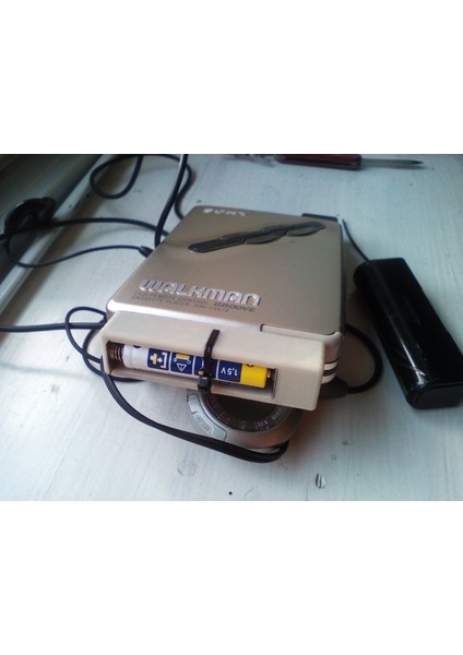 Walkman Aaa Pil Bölmesi (Ultra Kompakt) (Plastik Aparattır!!!) fiyatları