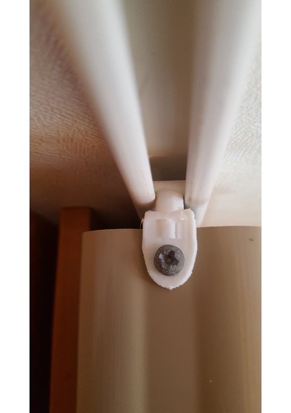 Fleetwood Karavan Perdesi Kaydırıcı Klipsi (Plastik Aparattır!!!) modelleri