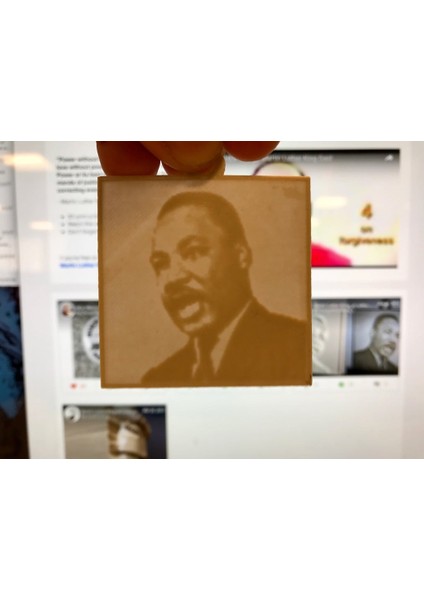 Martin Luther King, Jr. Litofan (Plastik Aparattır!!!) fiyatları
