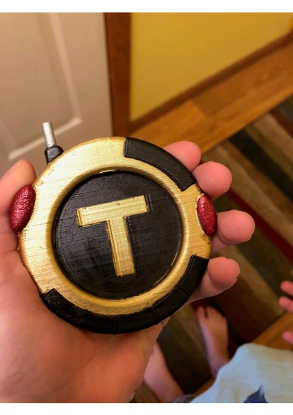 Genç Titanlar Gidiyor! Iletişimci (Plastik Aparattır!!!) modelleri