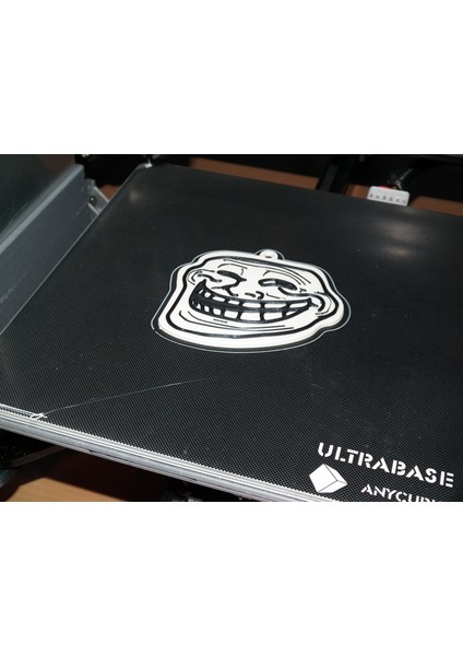 Me Gusta Troll - Anahtarlık, Sarkaç, Madalya, Kapı Askısı, Araba Aynası (Plastik Aparattır!!!)