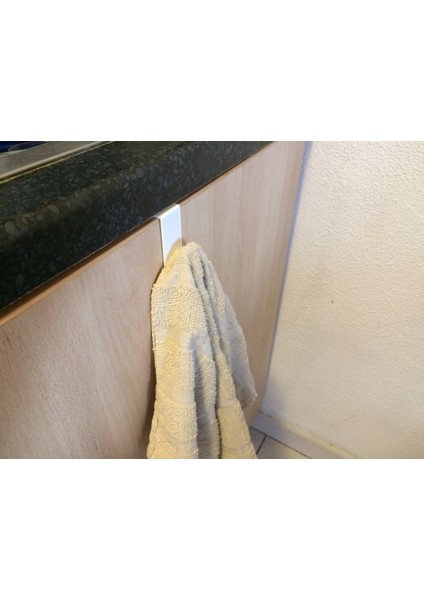 Dolap Kapısı Için Havlu Tutucu (Plastik Aparattır!!!) fırsatları