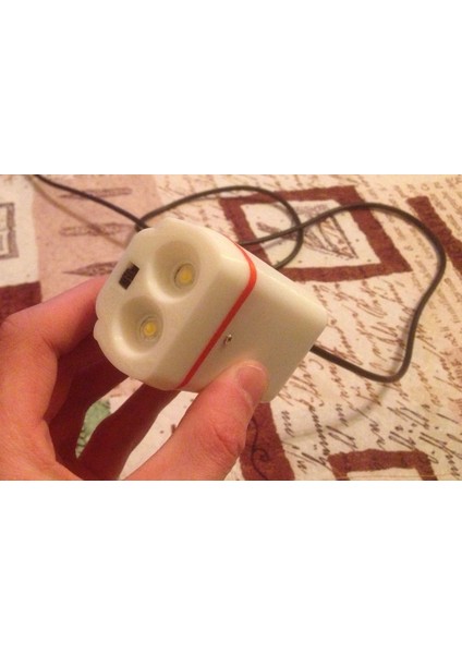 LED El Feneri 18650 Mikro USB Şarjlı (Plastik Aparattır!!!)