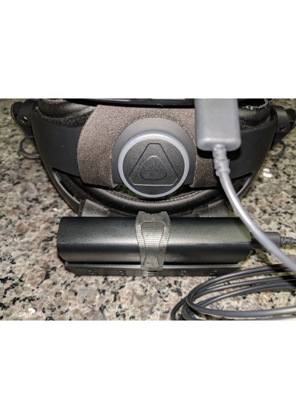 Htc Vive Kablosuz Adaptör Pil Tutucu (Plastik Aparattır!!!) modelleri