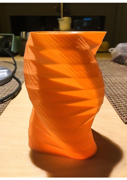 Yönlü Spiral Vazo (Plastik Aparattır!!!) modelleri