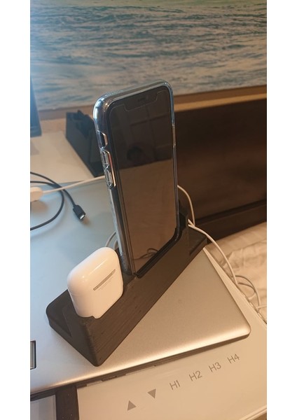iPhone 11 Ultimate Dock (Kılıf Uyumlu) (Plastik Aparattır!!!)