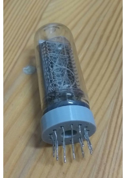 In 14 Nixie Tüp Koltuğu (Plastik Aparattır!!!)