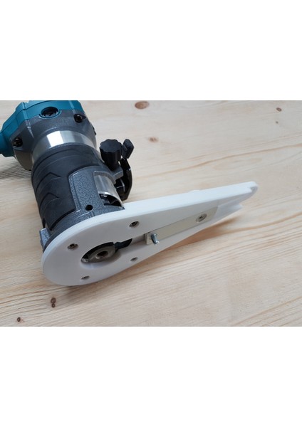 Makita RT0700 Router (Ve Çoğu Klon) Için Circle Jig (Plastik Aparattır!!!)