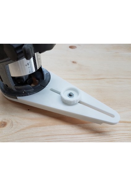 Makita RT0700 Router (Ve Çoğu Klon) Için Circle Jig (Plastik Aparattır!!!)
