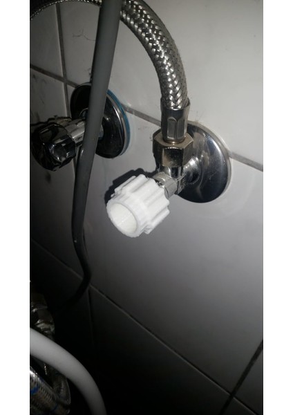 Açılı Vana Gampper Sıfır Musluk Tuvalet Musluğu Eckventıl (Plastik Aparattır!!!) fırsatları