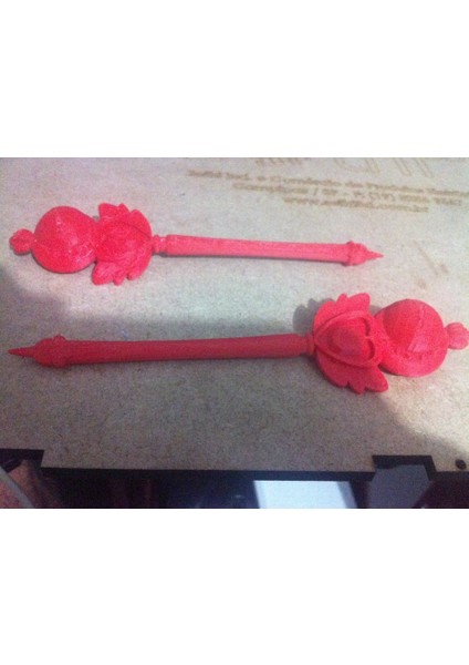 Sailor Moon Cutie Moon Çubuk Kalemi (Plastik Aparattır!!!)
