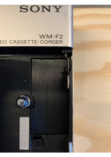 Walkman Dd F2 R2 Pil Kapağı (Plastik Aparattır!!!)