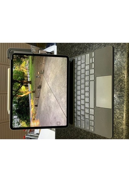 iPad Pro + Magic Keyboard Usb-C Hub Adaptörü (Plastik Aparattır!!!)