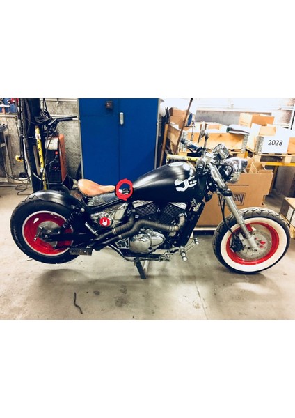 Bobber'lar Için Destekli Suzuki Vz 800 (Çapulcu) Tankı (Plastik Aparattır!!!)