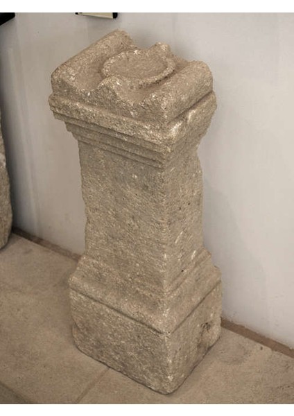 Britanya'dan Roma Evi Sunağı (Plastik Aparattır!!!) fırsatları
